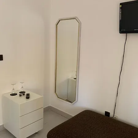 Peter's 公寓式酒店 3*